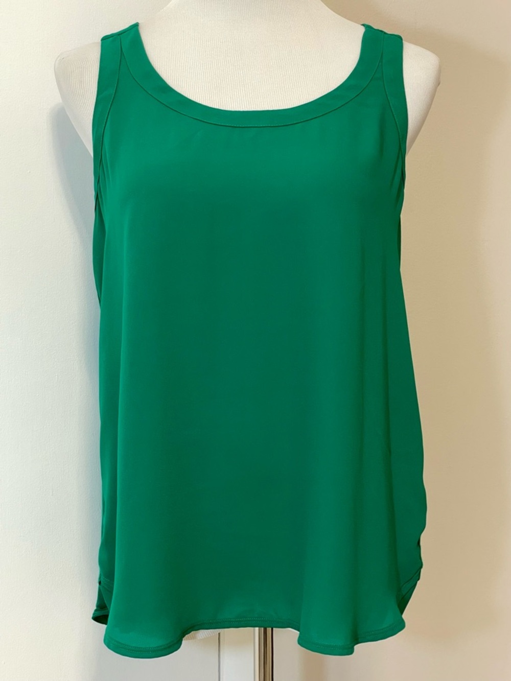 Express Green Sleeveless Scoop Neck Women's Blouse Top Size M